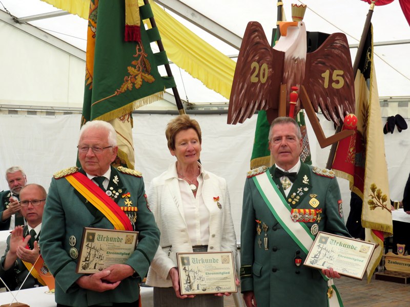 Ehrenmitglieder